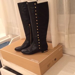 6 1/2 Michael Kors leather boots w/gold accents